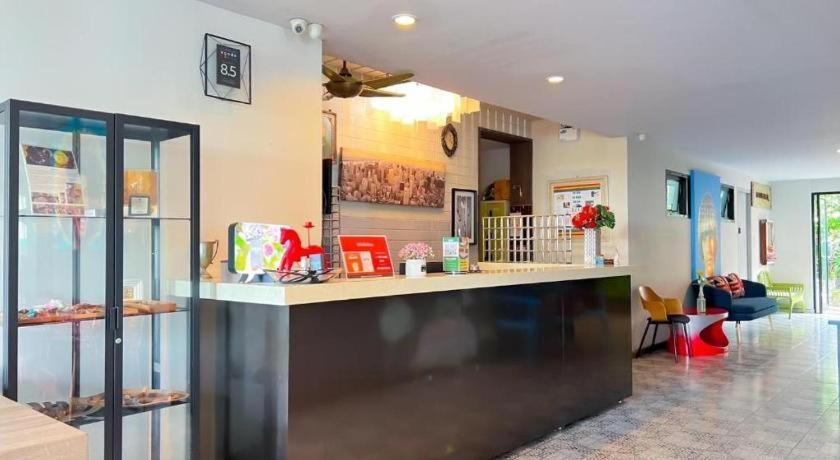 Bb House Mini Suite Hotel Bangkok Exterior photo